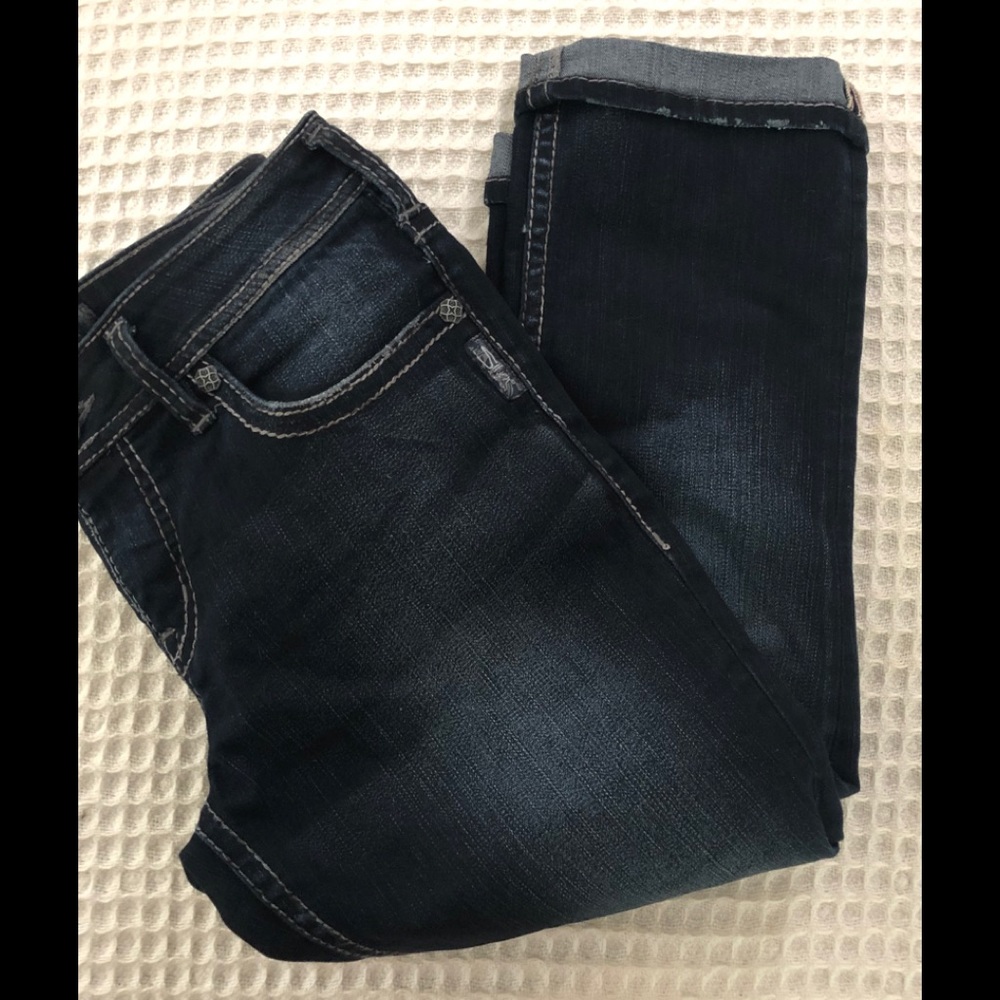 Silver Aiko Kick Crop Jean Dark Stretch 29X24